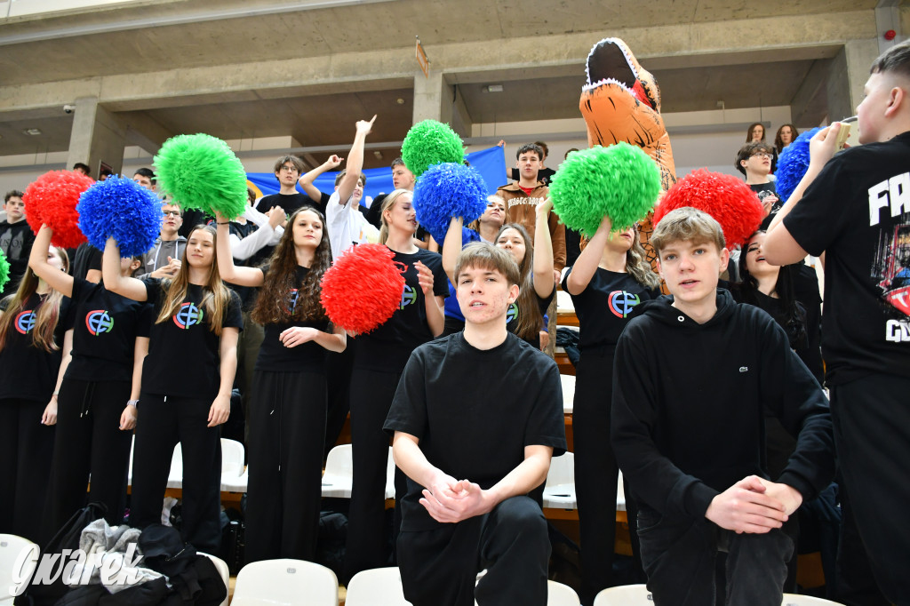 Piłkarze ręczni grali ku pamięci Damiana Chlebosza