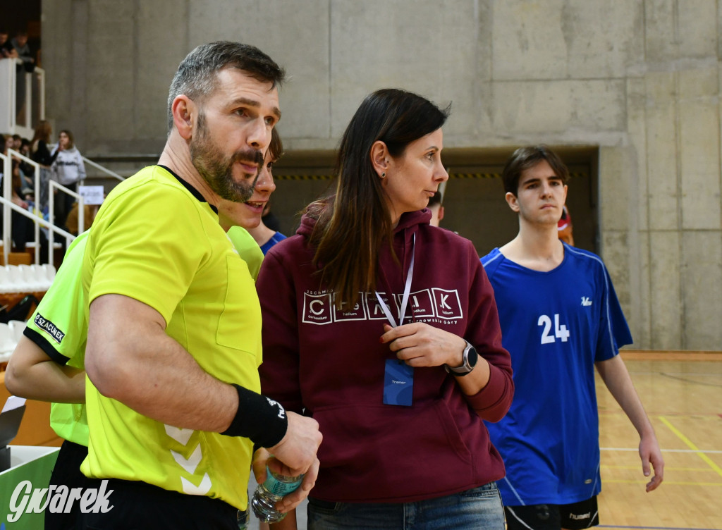 Piłkarze ręczni grali ku pamięci Damiana Chlebosza