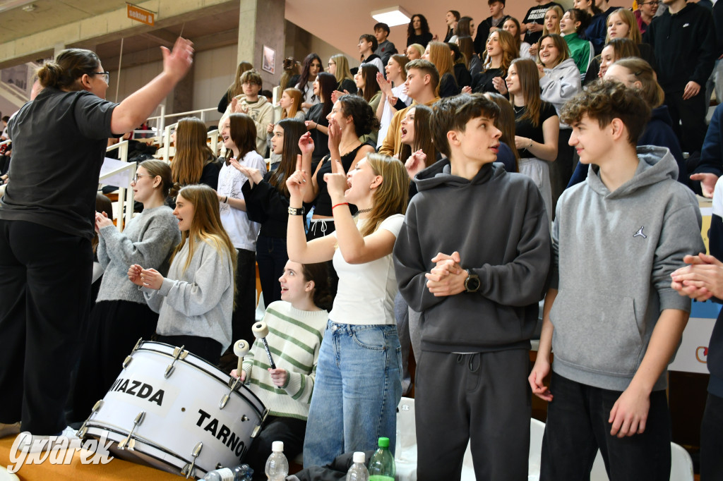 Piłkarze ręczni grali ku pamięci Damiana Chlebosza