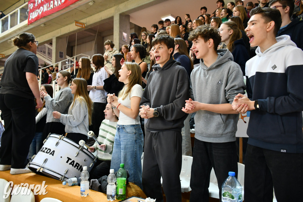 Piłkarze ręczni grali ku pamięci Damiana Chlebosza