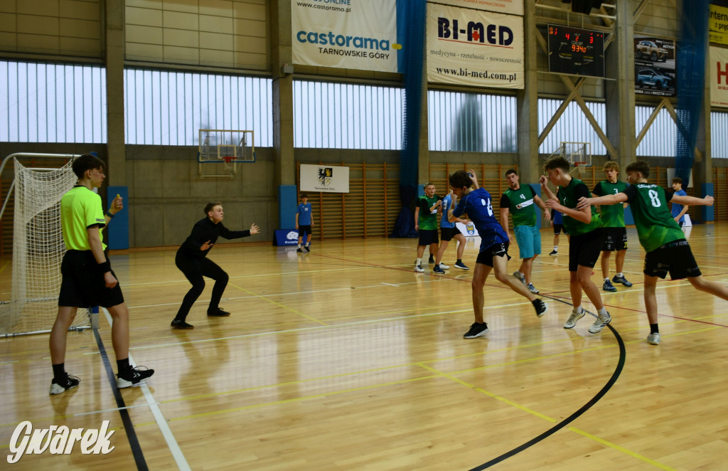Piłkarze ręczni grali ku pamięci Damiana Chlebosza