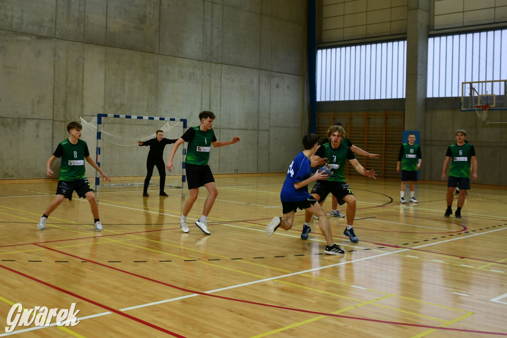Piłkarze ręczni grali ku pamięci Damiana Chlebosza
