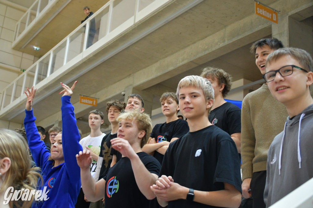 Piłkarze ręczni grali ku pamięci Damiana Chlebosza