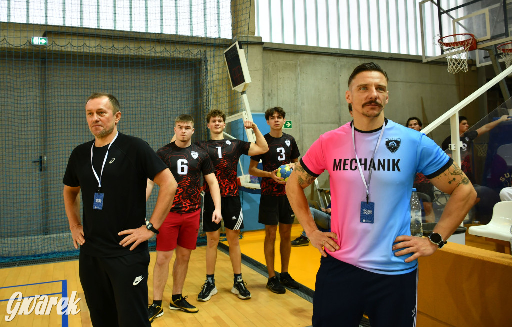 Piłkarze ręczni grali ku pamięci Damiana Chlebosza