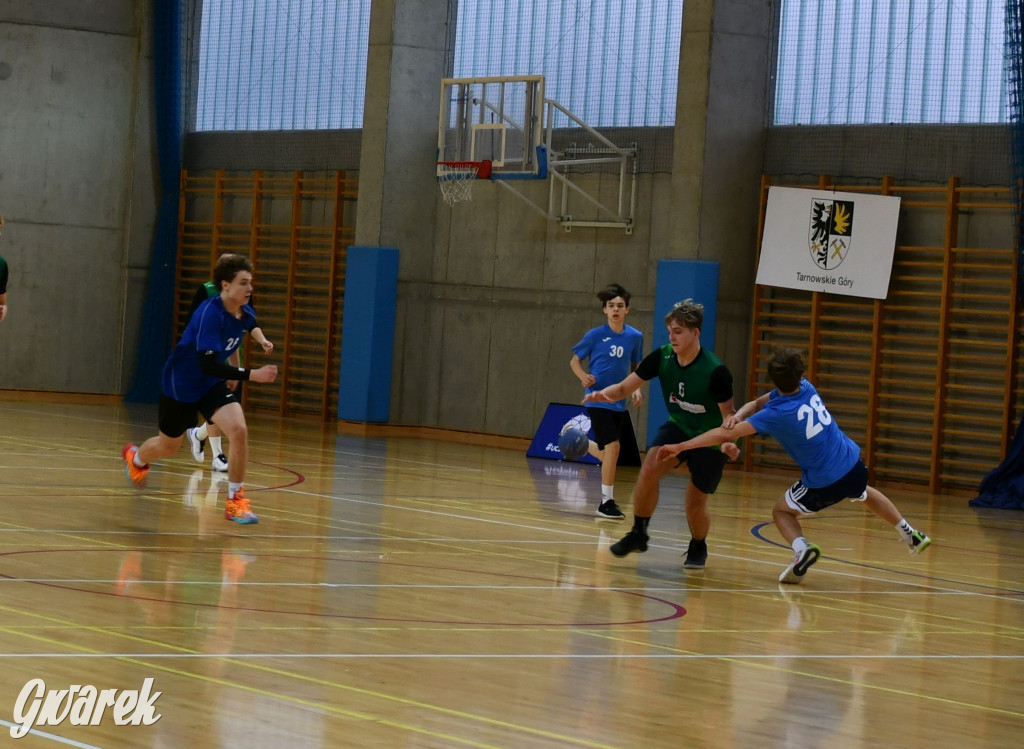 Piłkarze ręczni grali ku pamięci Damiana Chlebosza