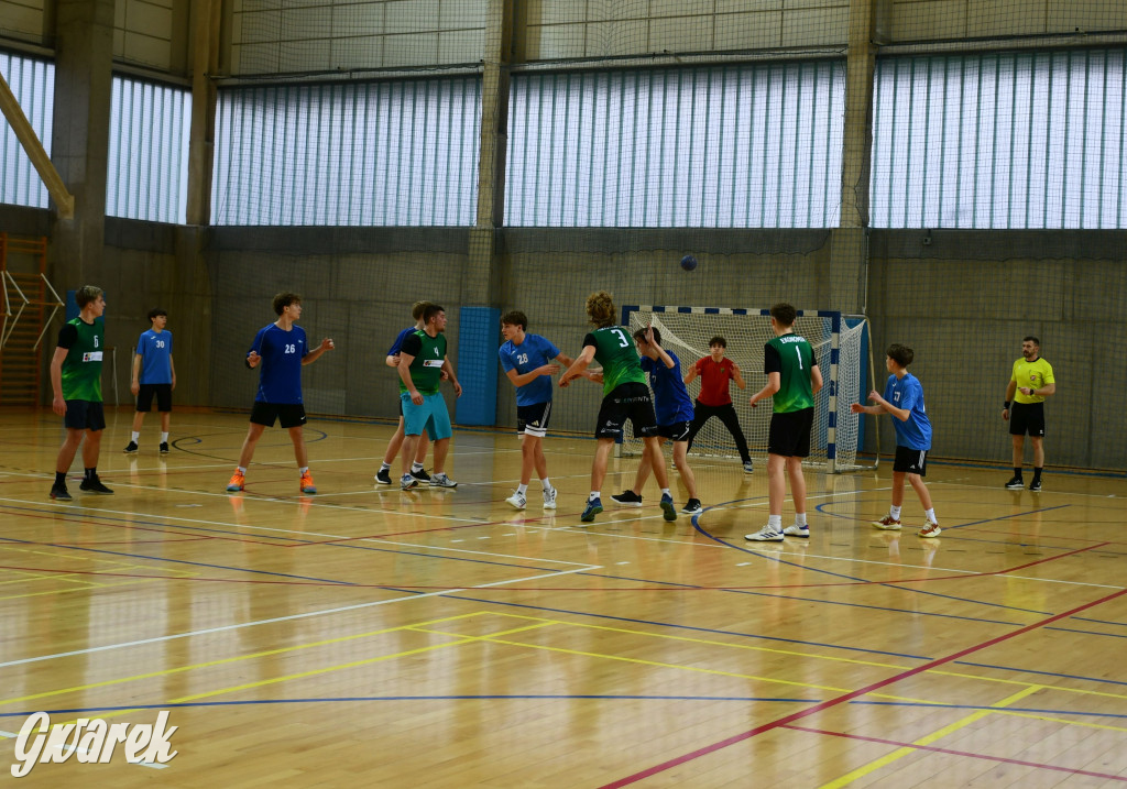 Piłkarze ręczni grali ku pamięci Damiana Chlebosza