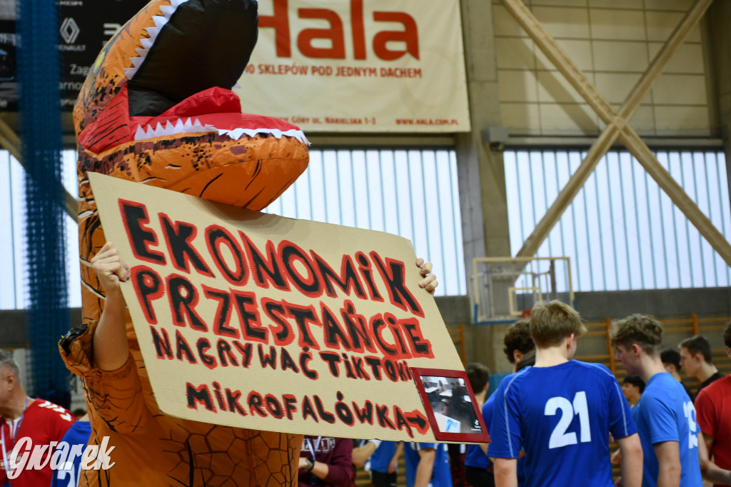 Piłkarze ręczni grali ku pamięci Damiana Chlebosza