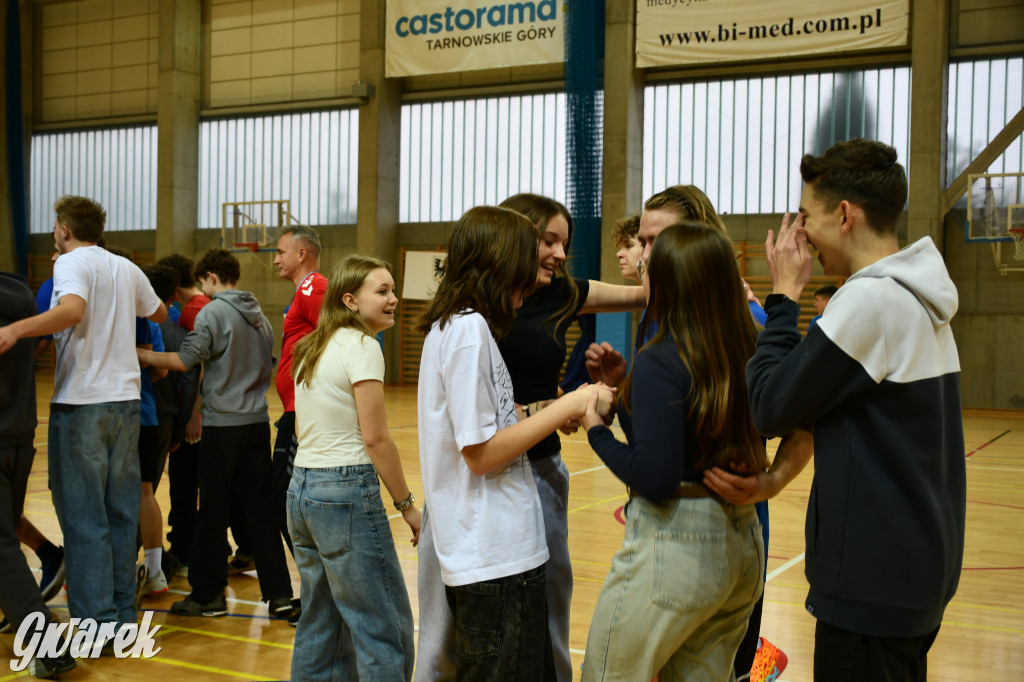 Piłkarze ręczni grali ku pamięci Damiana Chlebosza