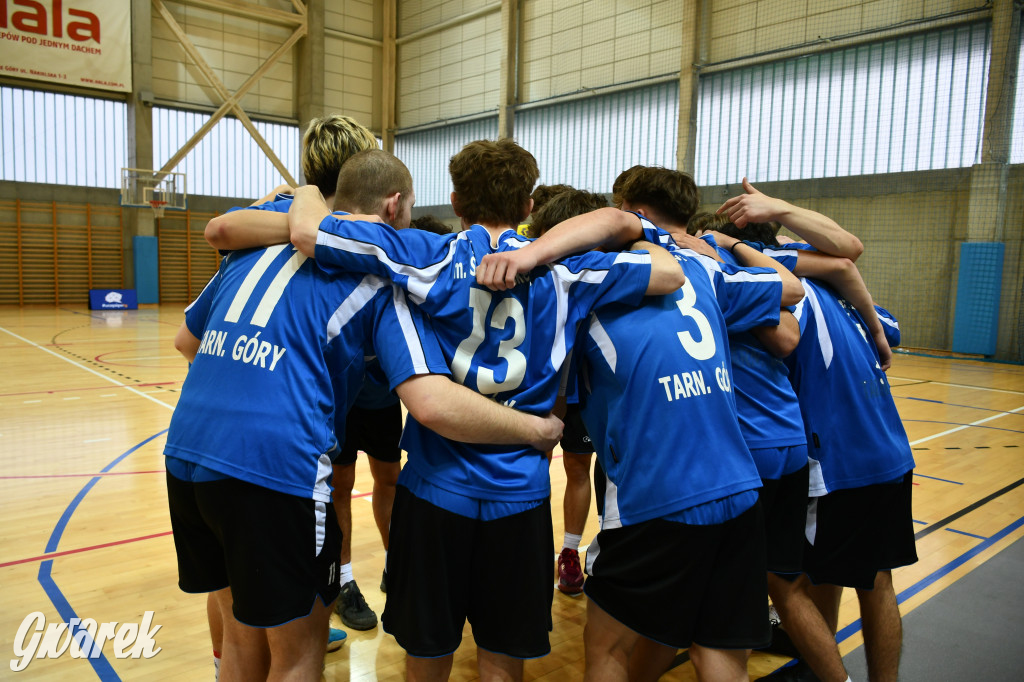 Piłkarze ręczni grali ku pamięci Damiana Chlebosza