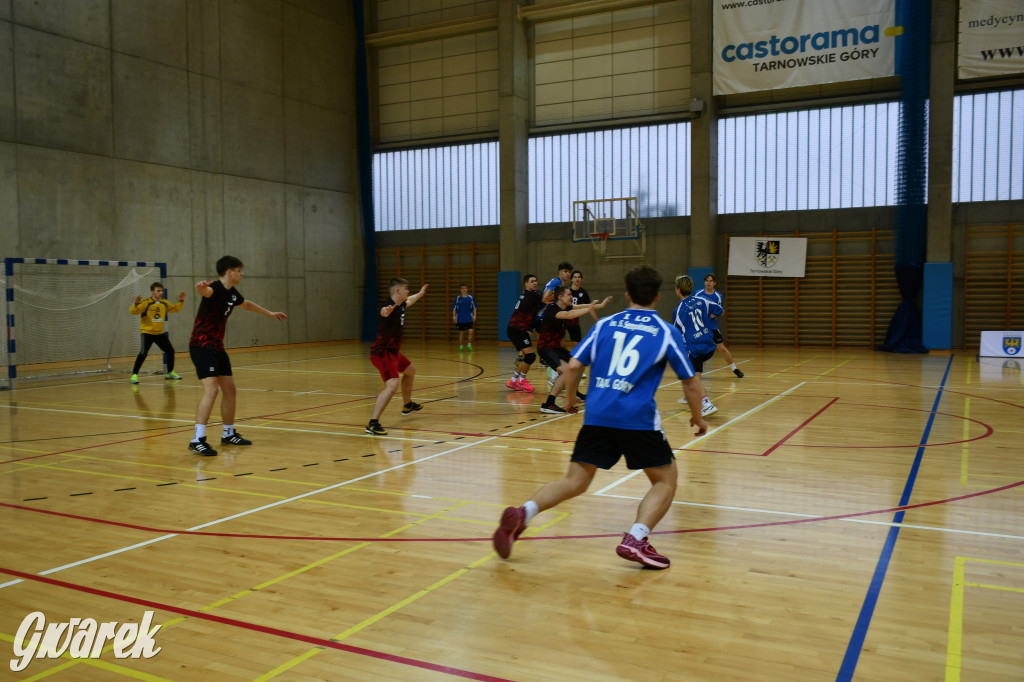 Piłkarze ręczni grali ku pamięci Damiana Chlebosza