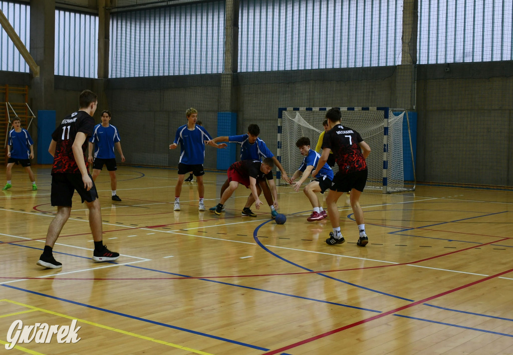 Piłkarze ręczni grali ku pamięci Damiana Chlebosza