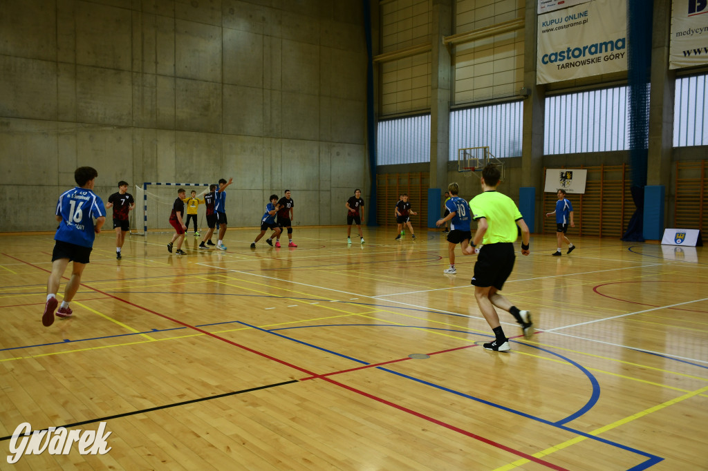 Piłkarze ręczni grali ku pamięci Damiana Chlebosza