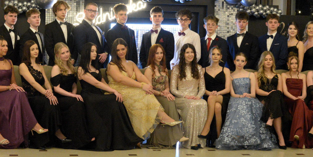 Bal maturzystów Sempołowskiej w Tarnowskich Górach