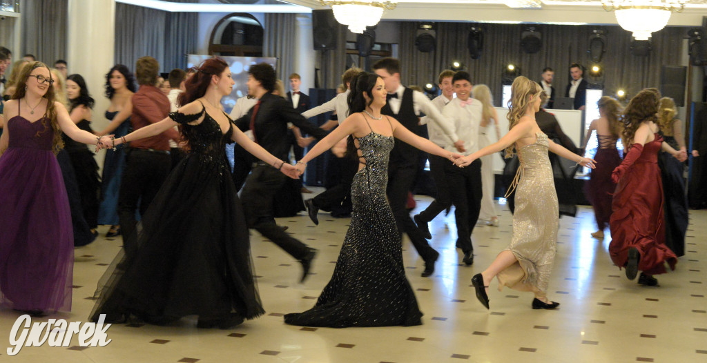 Bal maturzystów Sempołowskiej w Tarnowskich Górach