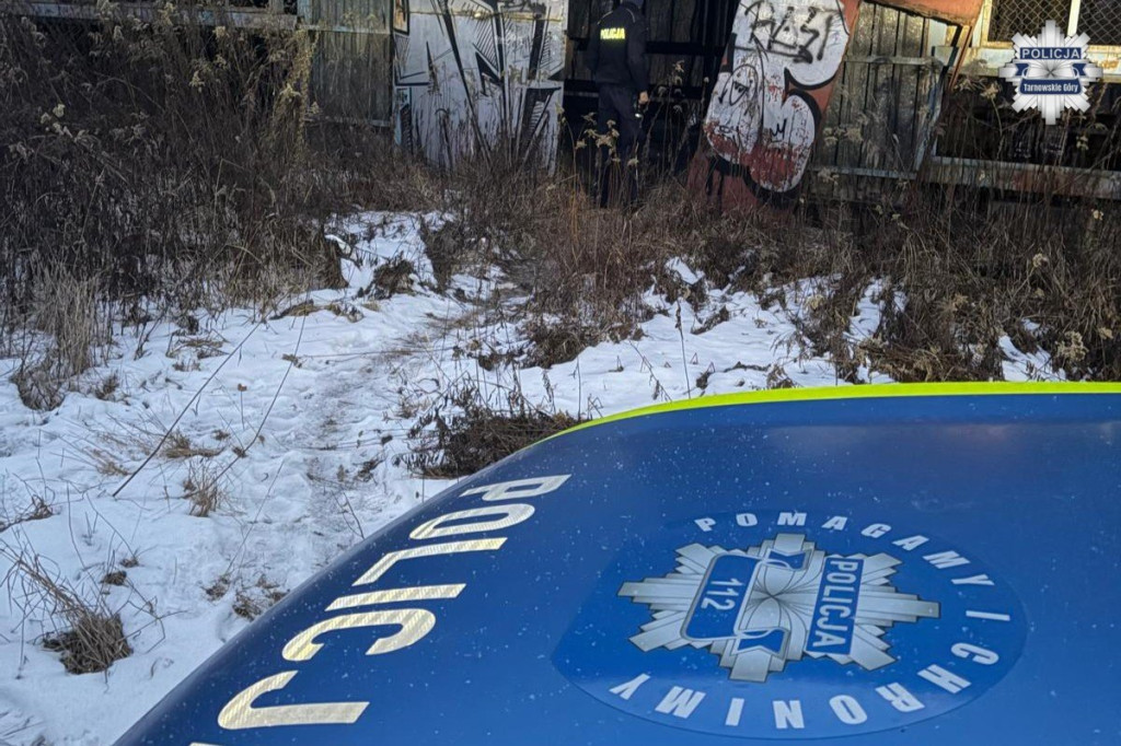 Pomógł 67-latce. Mróz śmiertelnym zagrożeniem