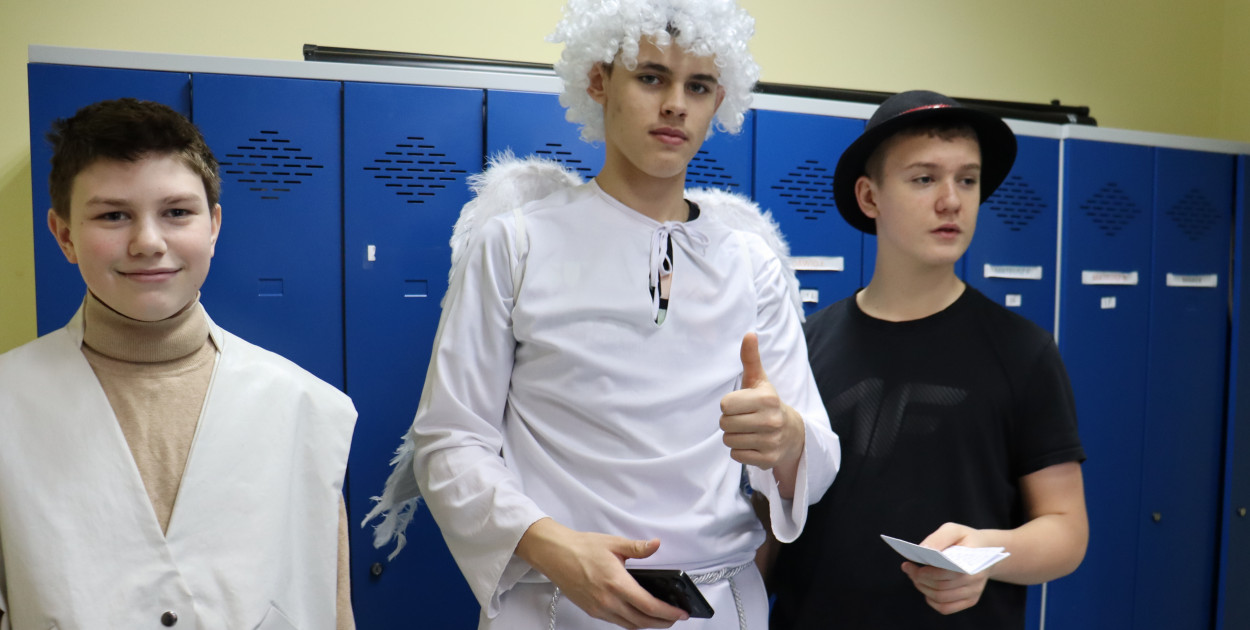 Uczniowie z jasełkami w domu samopomocy