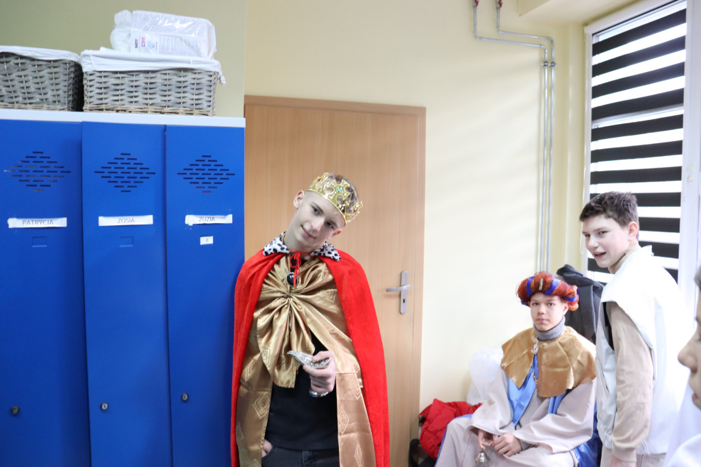 Uczniowie z jasełkami w domu samopomocy