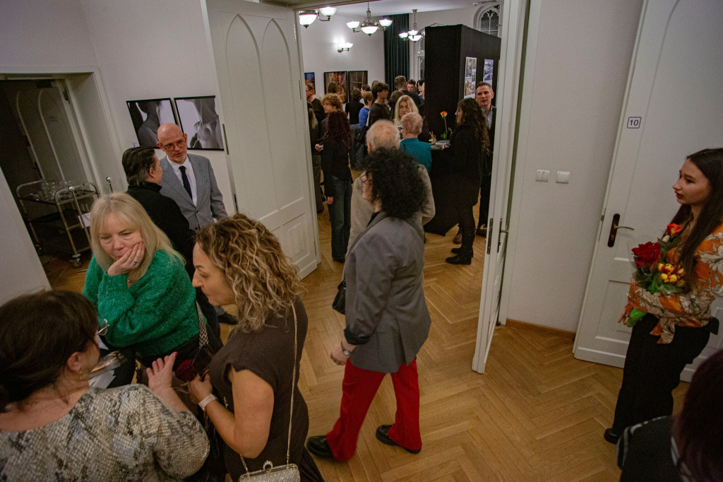 Zdolna młodzież. Dwie wystawy w pałacu