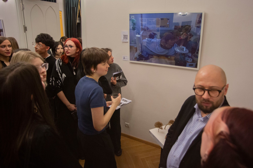 Zdolna młodzież. Dwie wystawy w pałacu