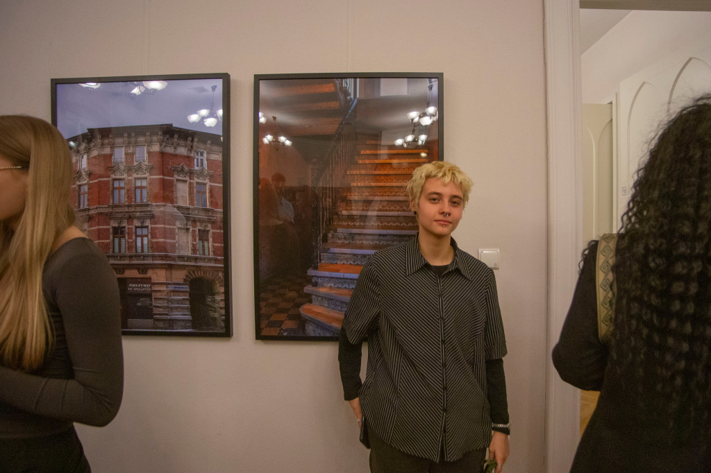 Zdolna młodzież. Dwie wystawy w pałacu