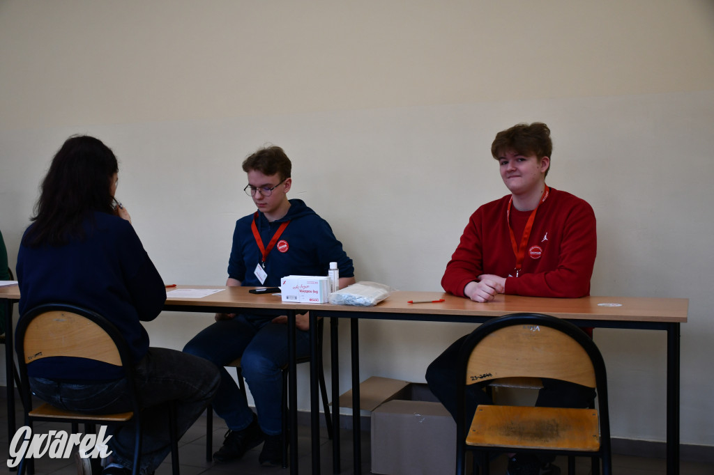 Gra o życie i kiermasz. Warto dziś wpaść do Mechanika