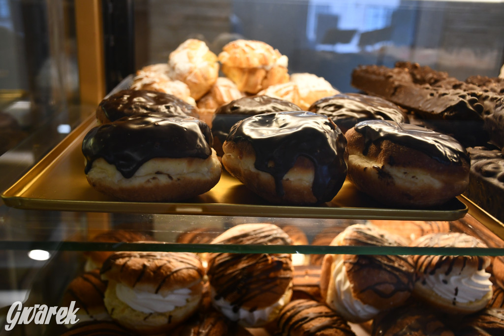 Pączki w Tarnowskich Górach. Z lukrem i bez cukru