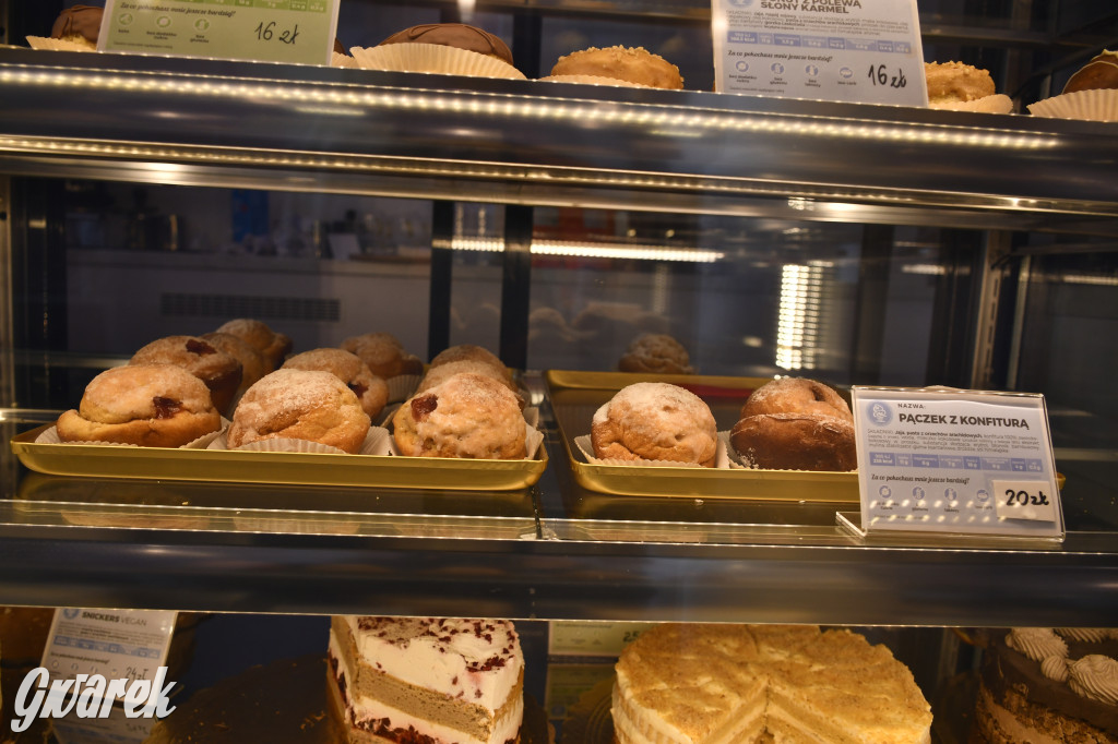 Pączki w Tarnowskich Górach. Z lukrem i bez cukru