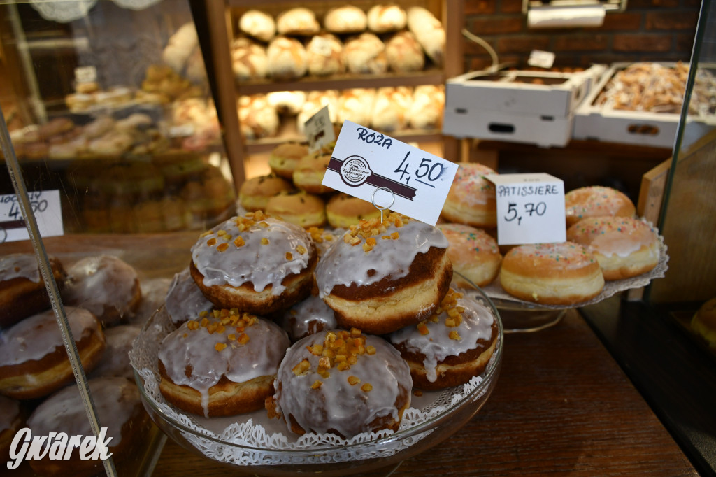 Pączki w Tarnowskich Górach. Z lukrem i bez cukru