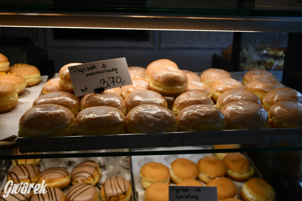 Pączki w Tarnowskich Górach. Z lukrem i bez cukru