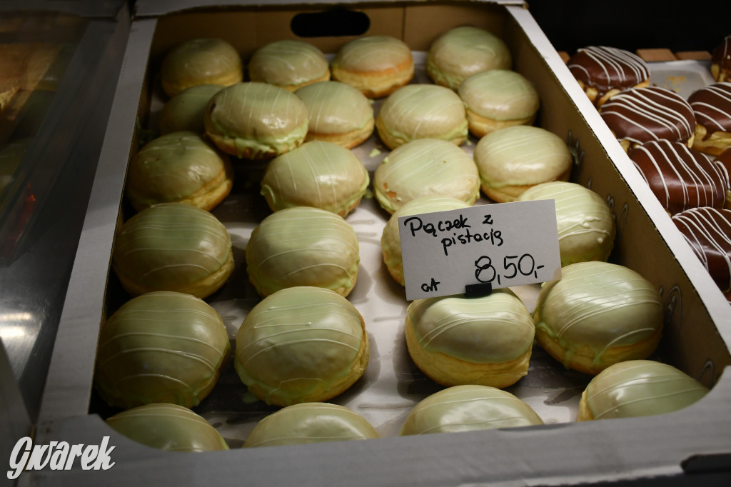 Pączki w Tarnowskich Górach. Z lukrem i bez cukru