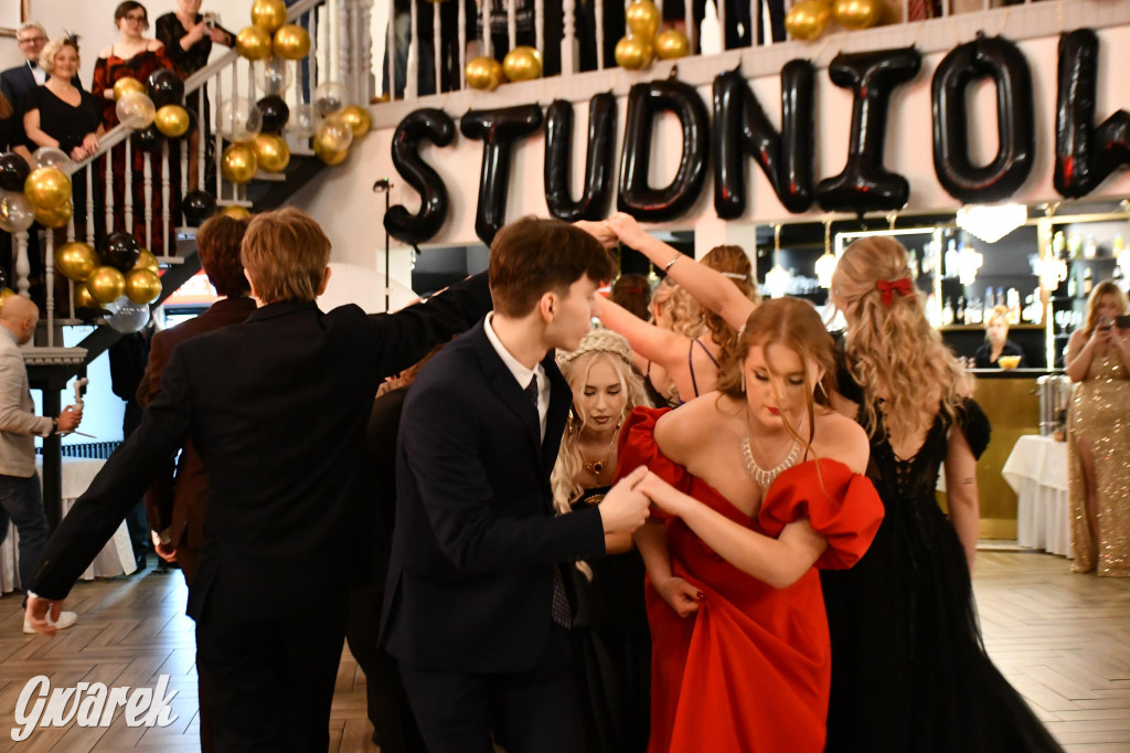 Piątek trzynastego i studniówka Technikum nr 13