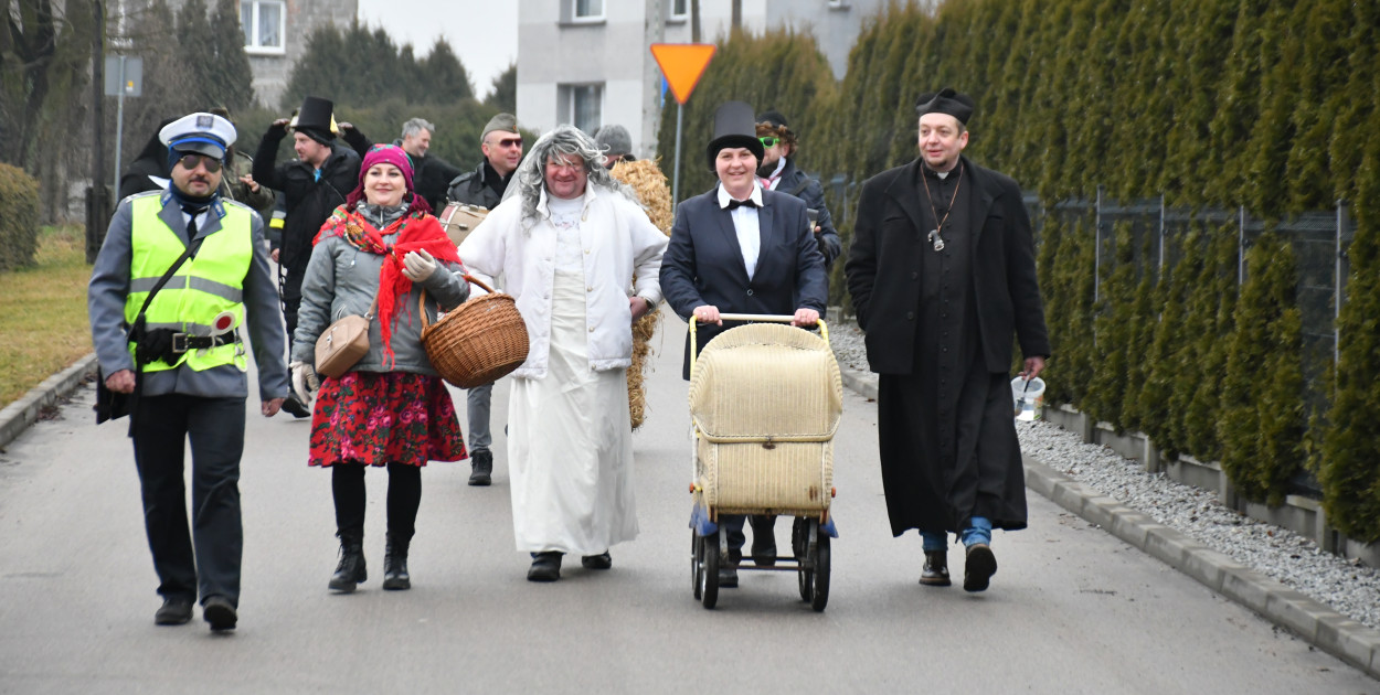 Z berem przez Miedary. Wodzenie niedźwiedzia 2026