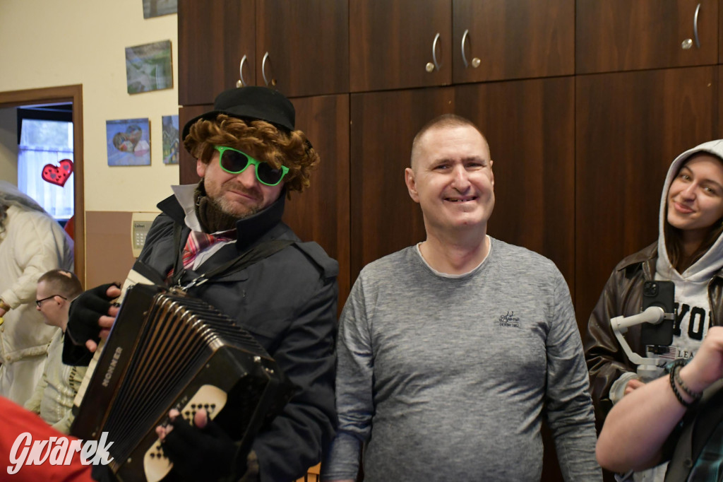 Z berem przez Miedary. Wodzenie niedźwiedzia 2026