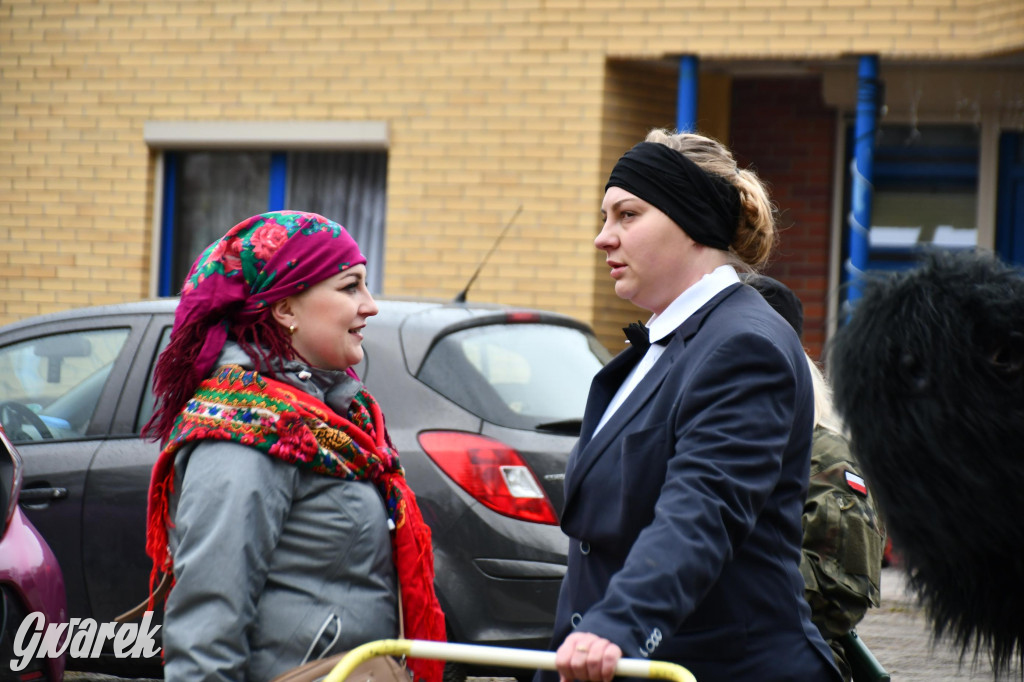 Z berem przez Miedary. Wodzenie niedźwiedzia 2026