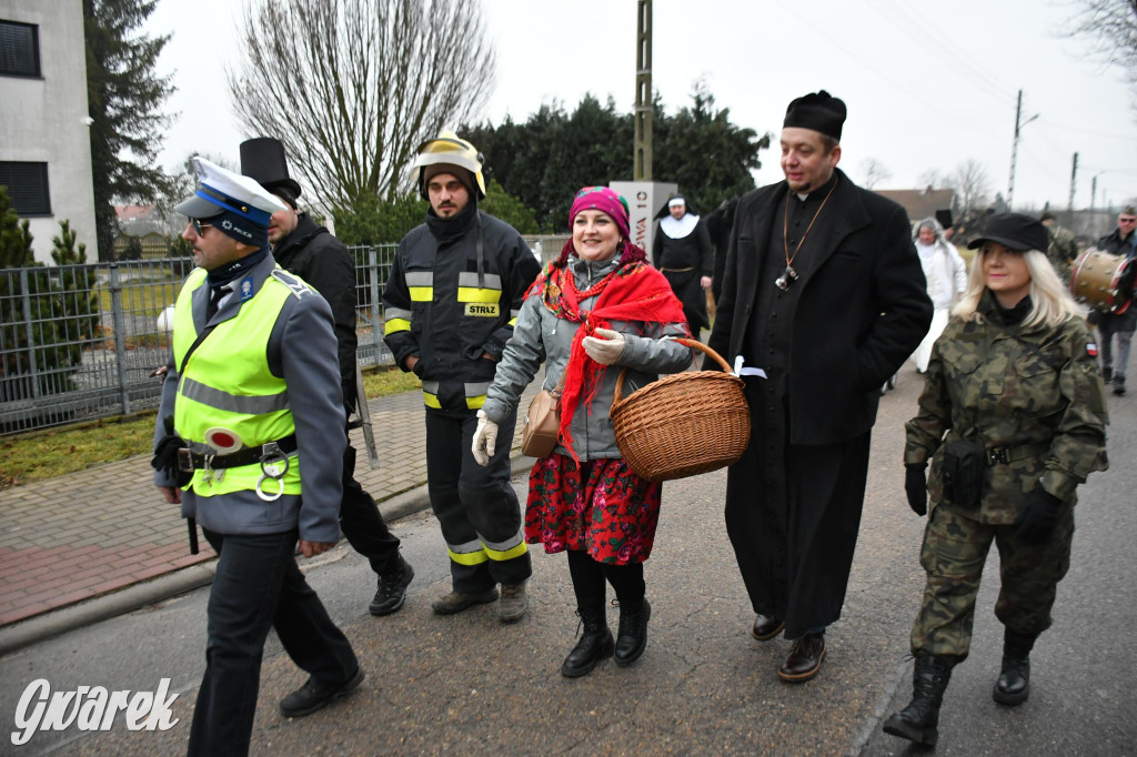 Z berem przez Miedary. Wodzenie niedźwiedzia 2026