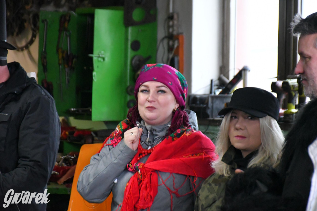 Z berem przez Miedary. Wodzenie niedźwiedzia 2026