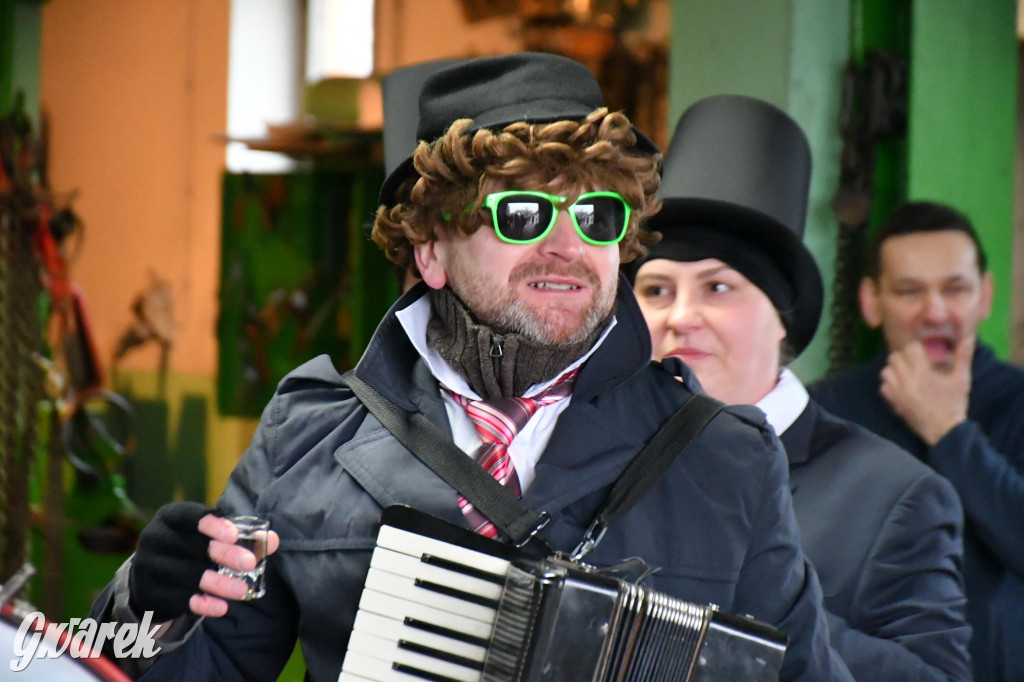 Z berem przez Miedary. Wodzenie niedźwiedzia 2026