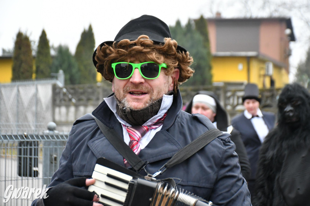 Z berem przez Miedary. Wodzenie niedźwiedzia 2026