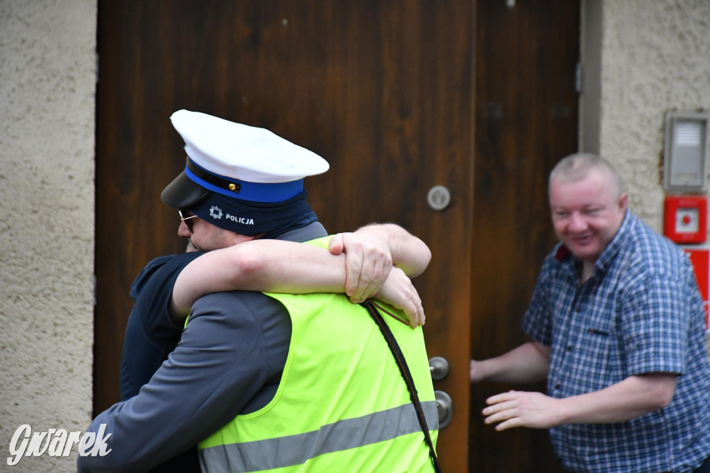 Z berem przez Miedary. Wodzenie niedźwiedzia 2026