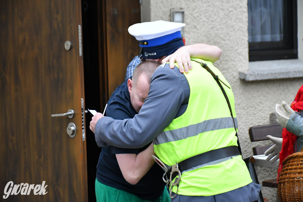 Z berem przez Miedary. Wodzenie niedźwiedzia 2026