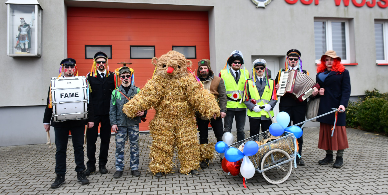 Wojska: Niedźwiedź, korowód i koniec karnawału
