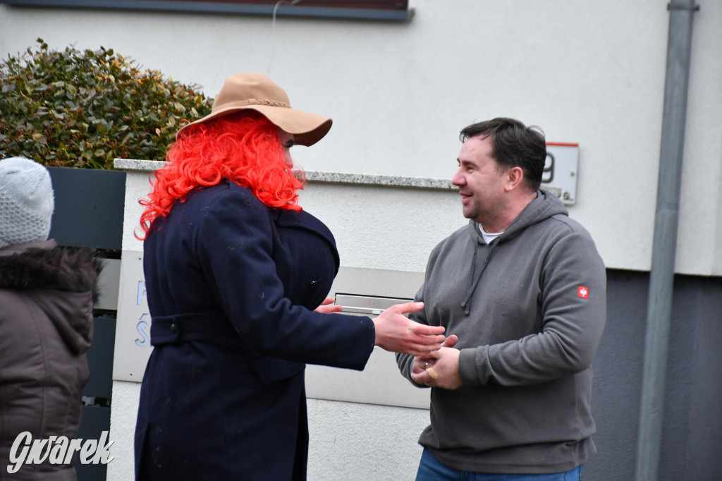 Wojska: Niedźwiedź, korowód i koniec karnawału