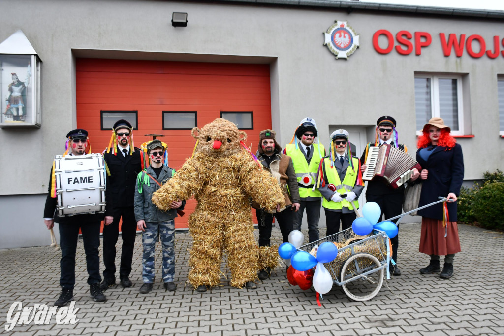 Wojska: Niedźwiedź, korowód i koniec karnawału