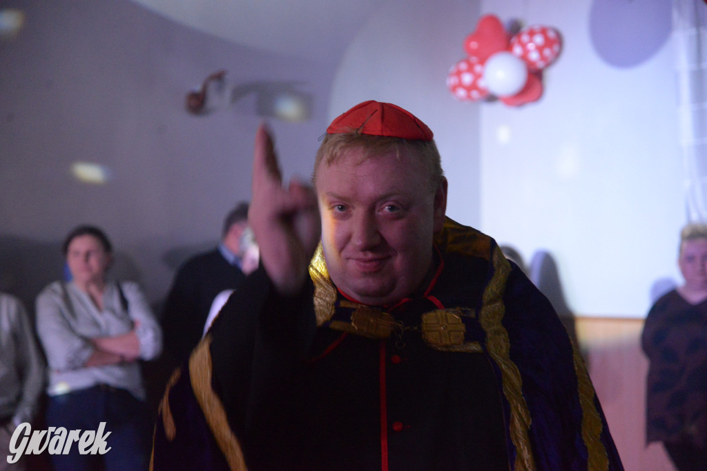 Wodzenie niedźwiedzia w Łubiu i Kopienicy