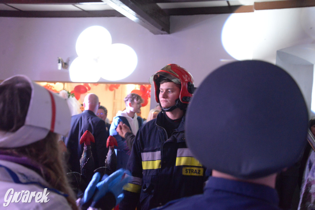 Wodzenie niedźwiedzia w Łubiu i Kopienicy