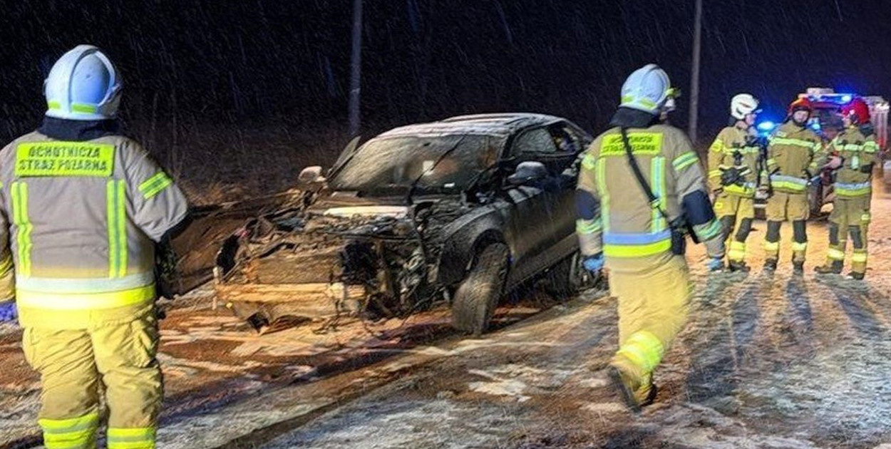 Kalety. 18-latek wpadł w poślizg i rozbił Audi