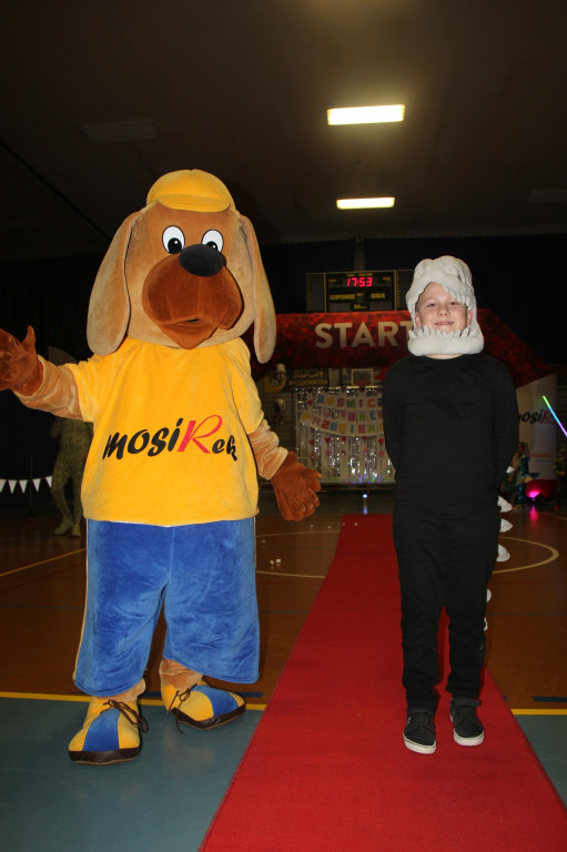 Kosmiczny Bal Przebierańców