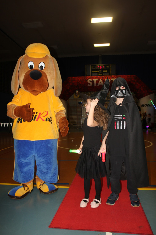 Kosmiczny Bal Przebierańców