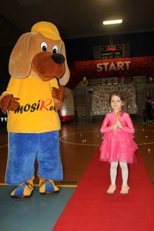 Kosmiczny Bal Przebierańców