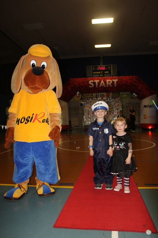 Kosmiczny Bal Przebierańców